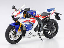 Load image into Gallery viewer, Tamiya 1/12 Honda CBR1000RR-R Fireblade SP Kit 14141