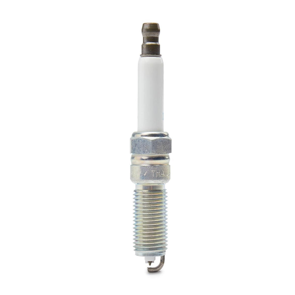 NGK ILNAR8B7G Laser Platinum Spark Plug