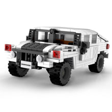 Load image into Gallery viewer, CaDA 1/24 Humvee Off Road Truck Brick Construction Kit 328 Piece Set C55022W